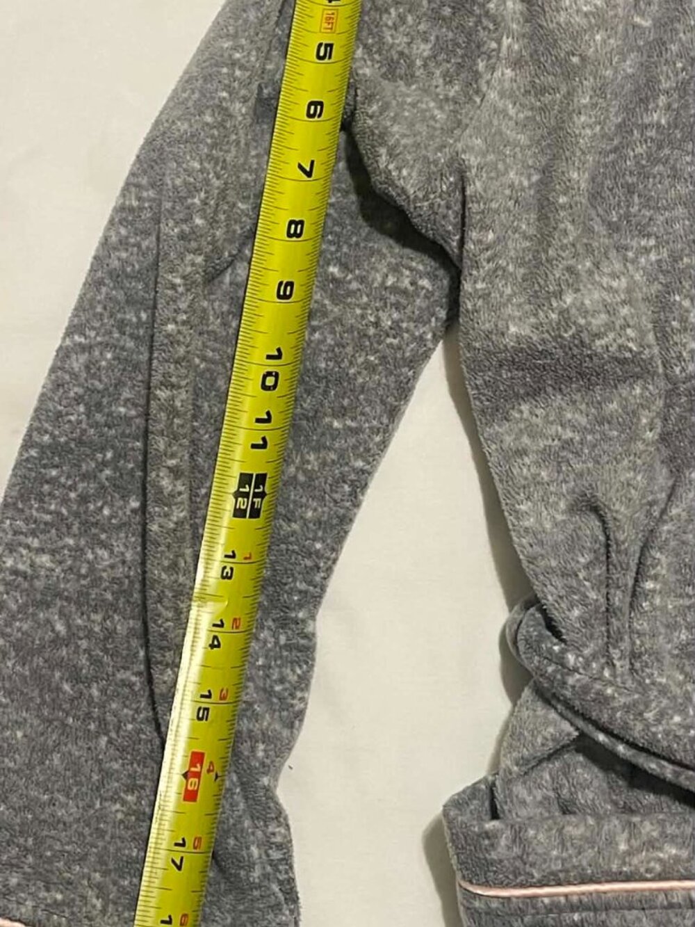 DANSKIN Intimates Women’s Gray Robe, Size S/M - Picture 3 of 7